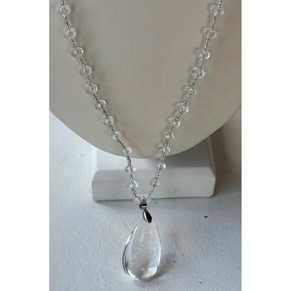 Unbranded Silver Fashion Necklace w/Clear Color Teardrop Shape Charm 14" Height - Picture 11 of 11